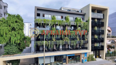 "Современное здание отеля Bamboo Garden в Кобулети с бассейном и зоной отдыха - авиатур в Грузию 2026."

"Просторный номер с телевизором и холодильником в отеле Bamboo Garden Кобулети - тур на самолете 2026."

"Открытый бассейн с шезлонгами на территории отеля Bamboo Garden - отдых в Грузии на море 2026."

"Завтрак шведский стол в ресторане отеля Bamboo Garden - авиатур в Кобулети из Минска 2026."

"Песчаный пляж Кобулети в 200 метрах от отеля Bamboo Garden - тур в Грузию на самолете 2026."
