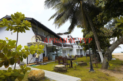 [alt text="Joes Resort Unawatuna 4* Шри-Ланка 2026"]

[alt text="Пляж Унаватуна Шри-Ланка тур 2026"]

[alt text="Номер в Joes Resort Unawatuna 4* 2026"]

[alt text="Панорамный бассейн Joes Resort 2026"]

[alt text="Ресторан отеля Joes Resort 2026"]