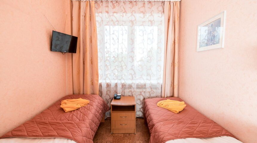 Гостиница Ладога , город Сортавала - двухместный номер.jpg