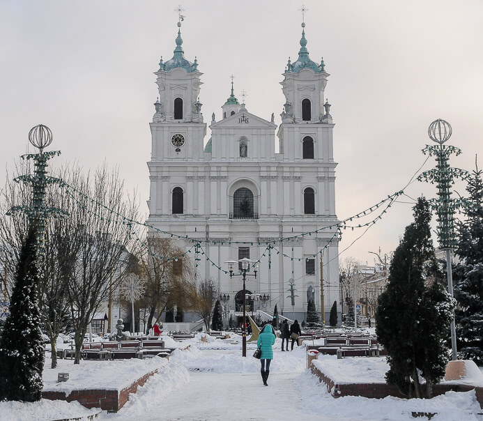 Фарный костел Франциска Ксаверия в Гродно.jpg