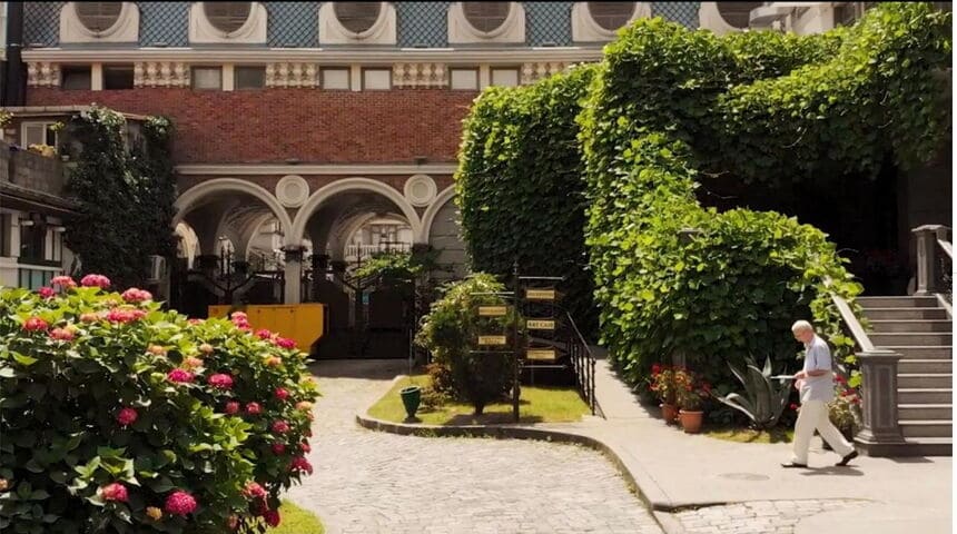 Boutique Hotel O. Galogre в Батуми , вид на внутренний дворик.jpg
