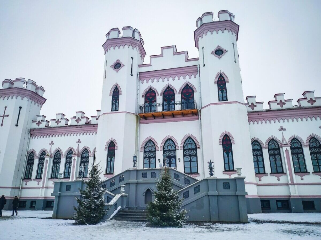 косово дворец зимой.jpg